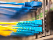 Naon mangrupikeun jandela input optik anu paling biasa dianggo pikeun panél optik fibr